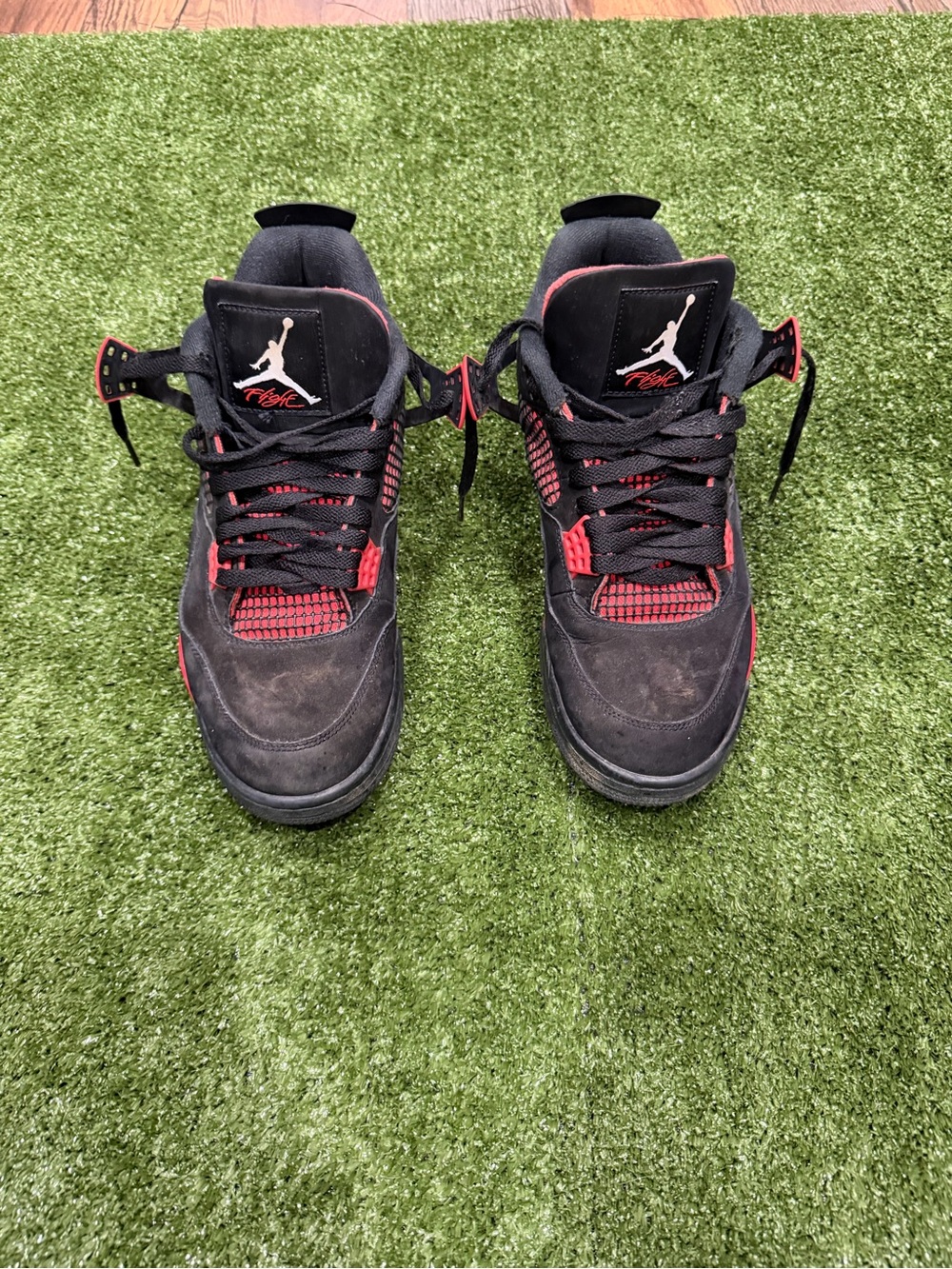Jordan 4 Red Thunders